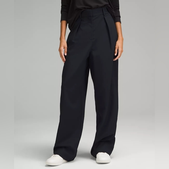 lululemon athletica Pants - Lululemon Pleat-Front High-Rise Trouser Regular True Navy Sz 10